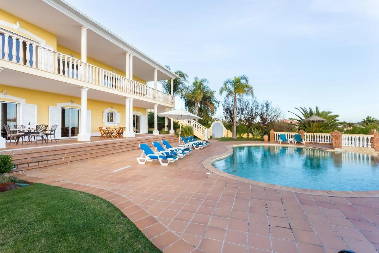 Coolhouses Algarve Luz, 5 Bed Villa & Pool, Casa N