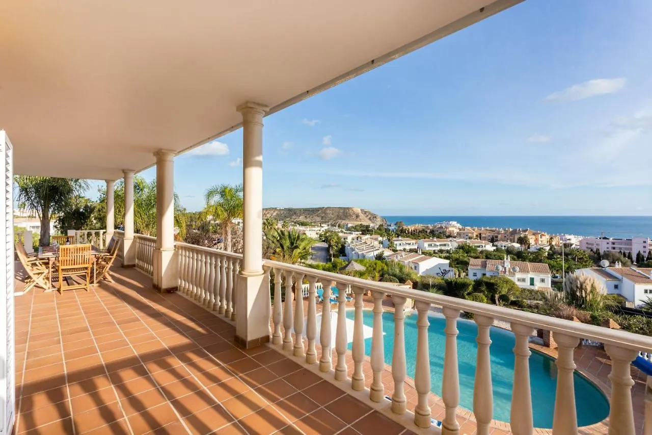 Coolhouses Algarve Luz, 5 Bed Villa & Pool, Casa N Praia Da Luz